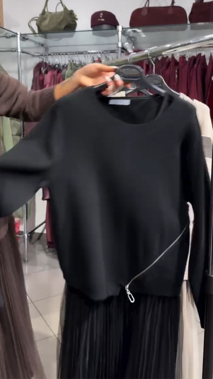 Vestido de mujer con cremallera lateral y parches.-ES