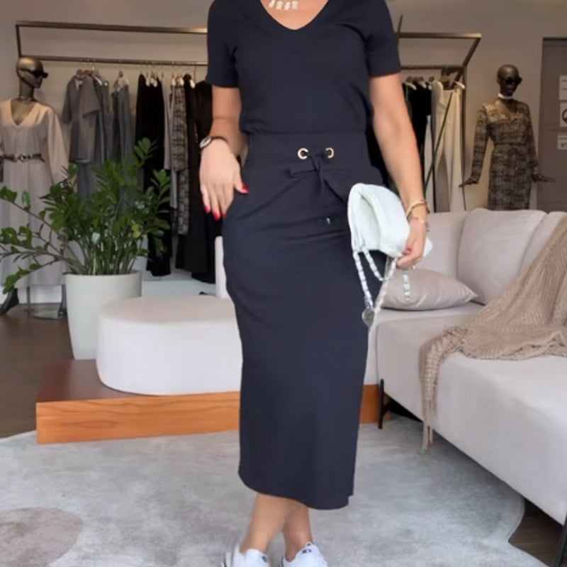 💥Dokonalá dámska košeľa s výstrihom do V v midi sukni👗-SK